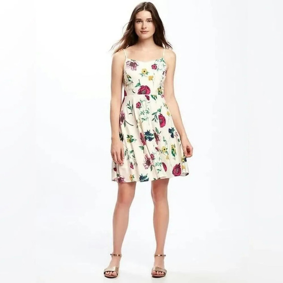 OLD NAVY Sleeveless Cami‎ Floral Dress in White Floral - Picture 1 of 5